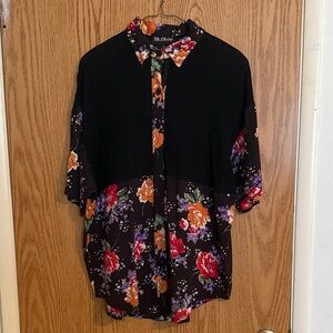 Vintage 90s Ms. Choice Gauzy Oversized Black Floral Button Up Collared Shirt M